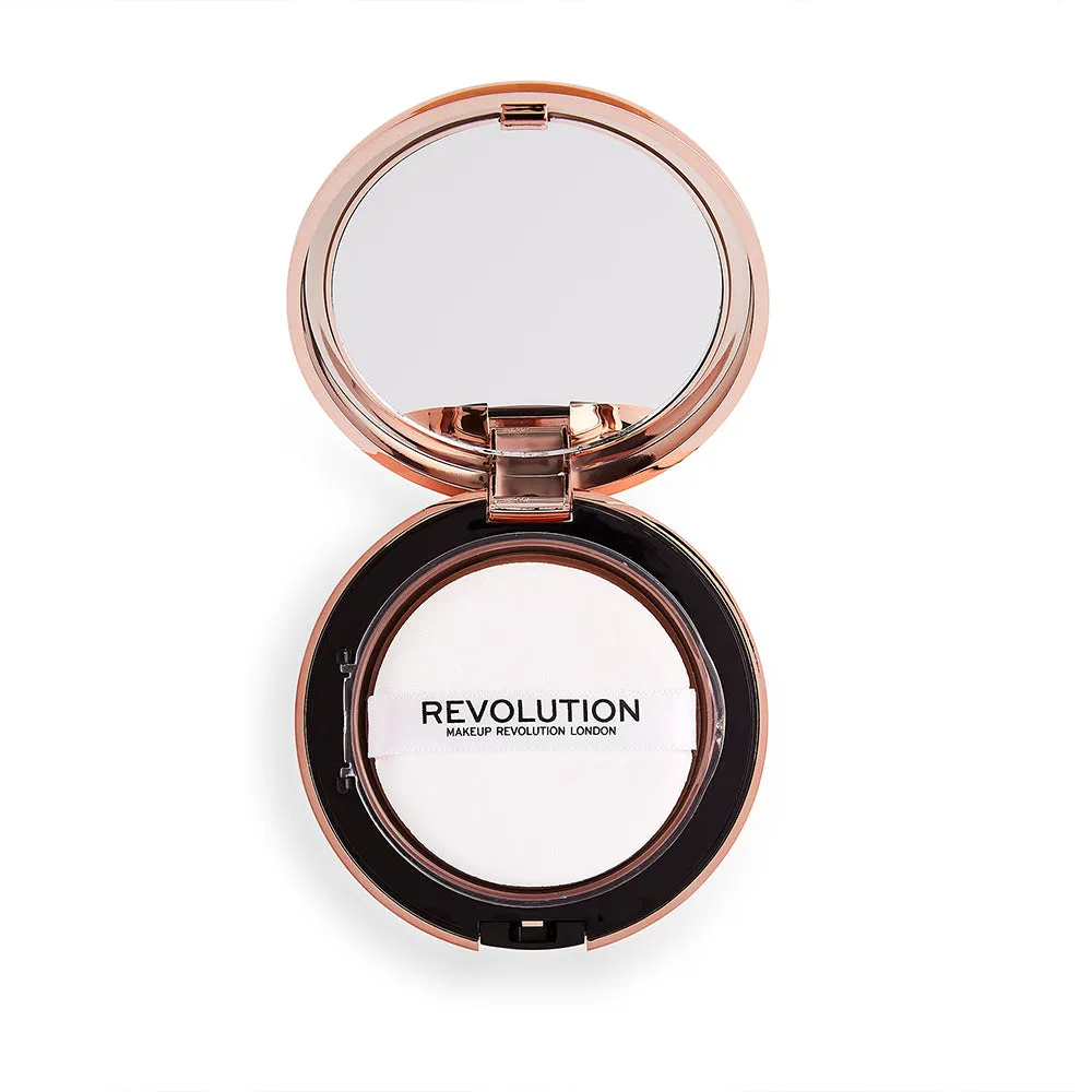 Makeup Revolution Conceal & Define Powder Foundation P12